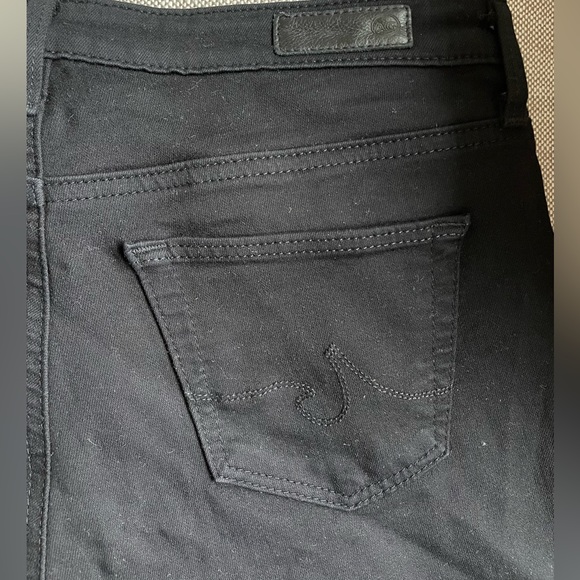AG Adriano Goldschmied: Black Mid-Rise Slim Straight Jeans - Picture 6 of 13